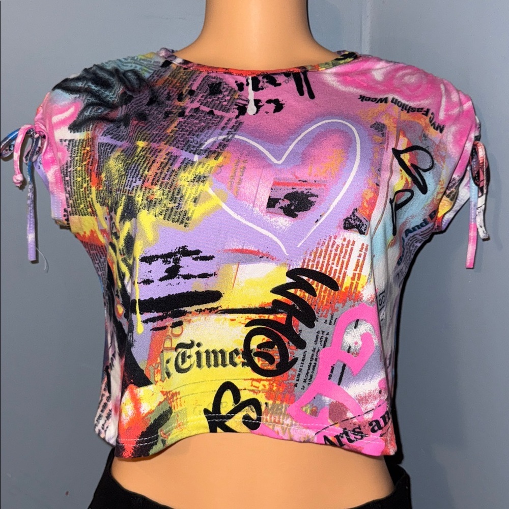 Honeycomb Kidz Colorful Graphic Crop Top